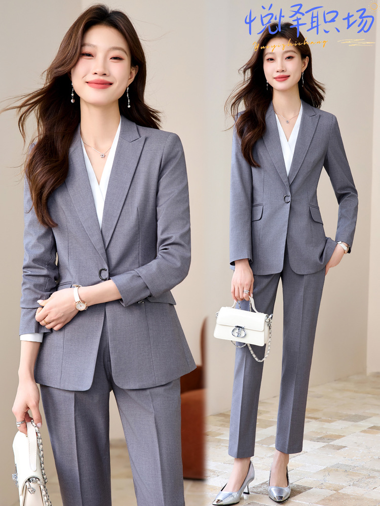 High End Women'S Formal Wear - Women's Suit Set: Professional Attire with